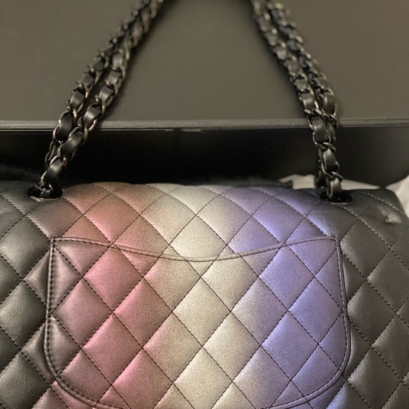 Chanel 21A Classic Flap Bag Ombre Black Limited Edition - Picture 4 of 9